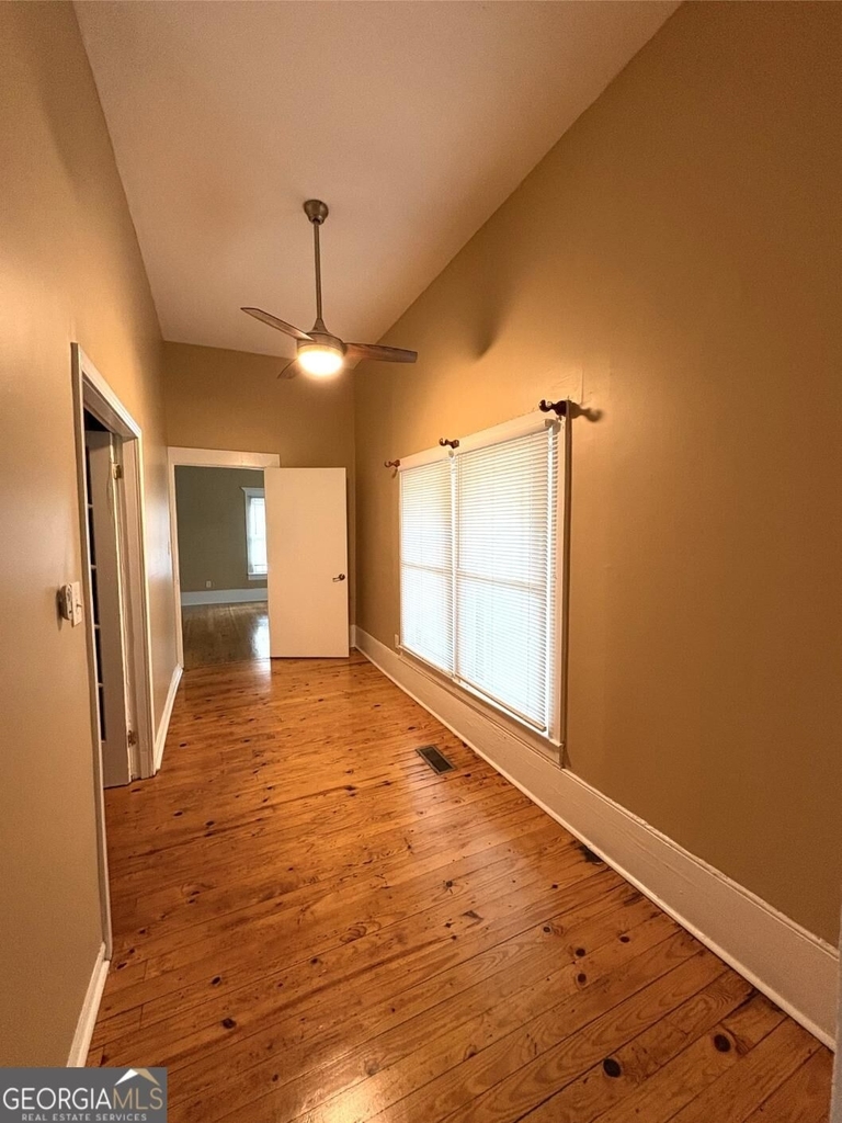 599 Gordon Street - Photo 23