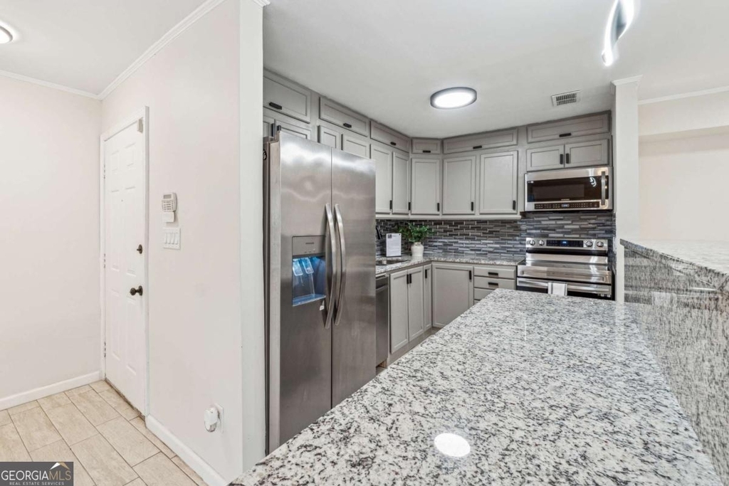 434 Mcgill Place Ne - Photo 6