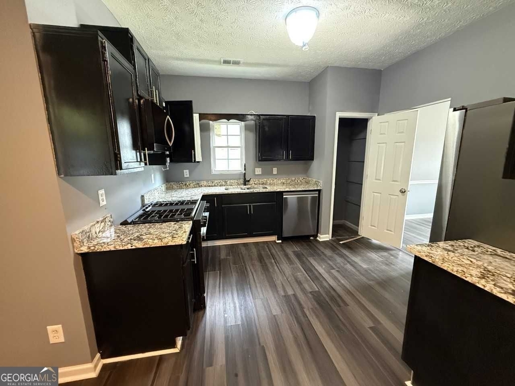 6463 Pine Bark Court - Photo 3