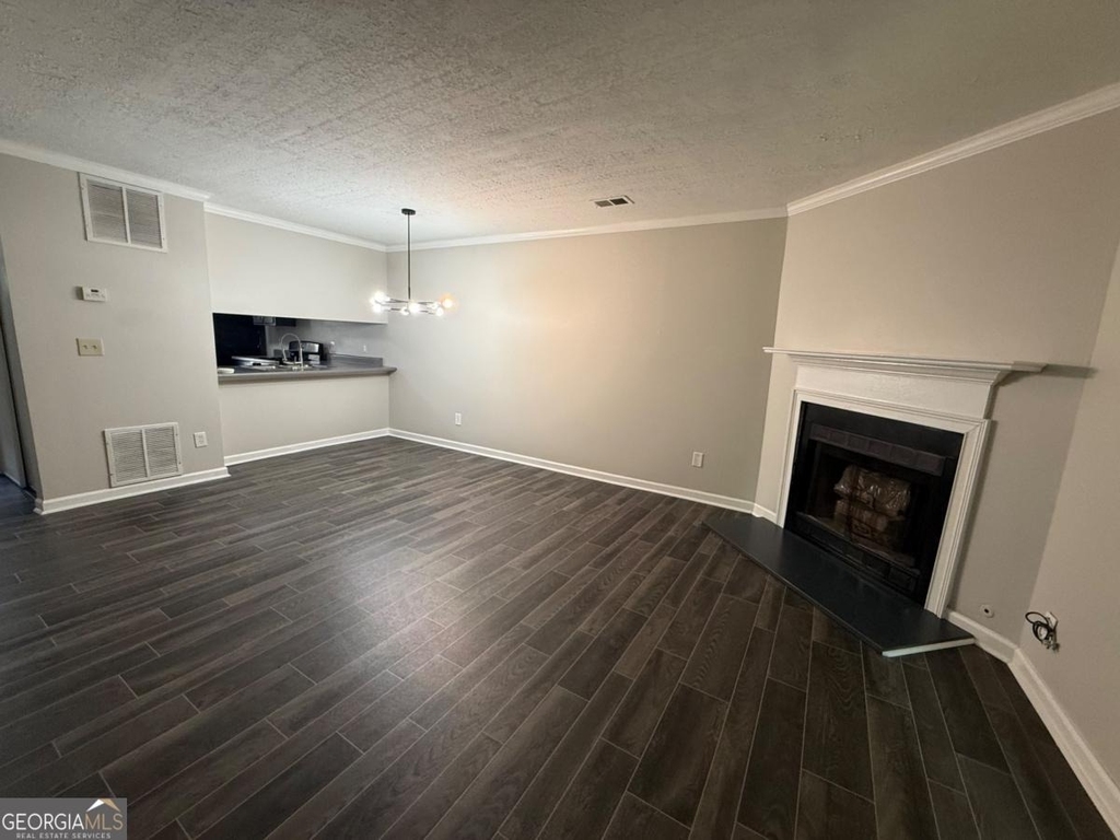 6458 Bedford Lane - Photo 2