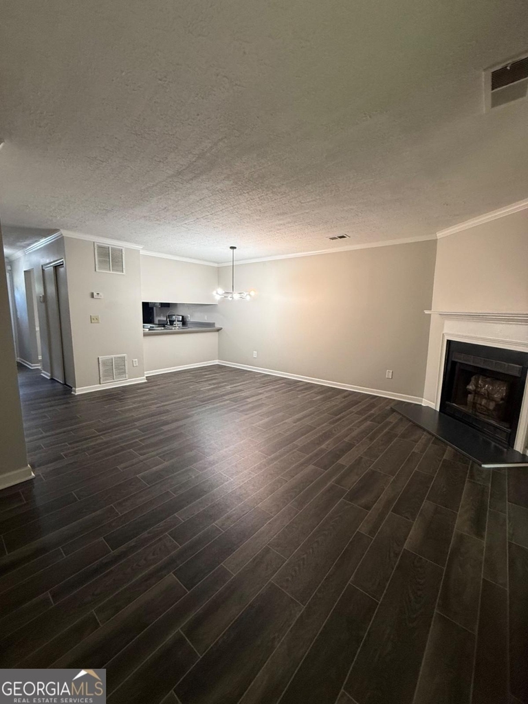 6458 Bedford Lane - Photo 5