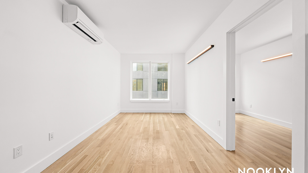 45 Lenox Rd 11226 - Photo 3