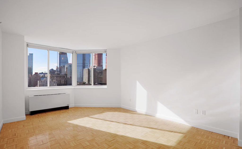  West 42nd Street - Photo 0