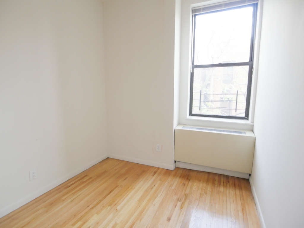 427 East 76th Street - Photo 5