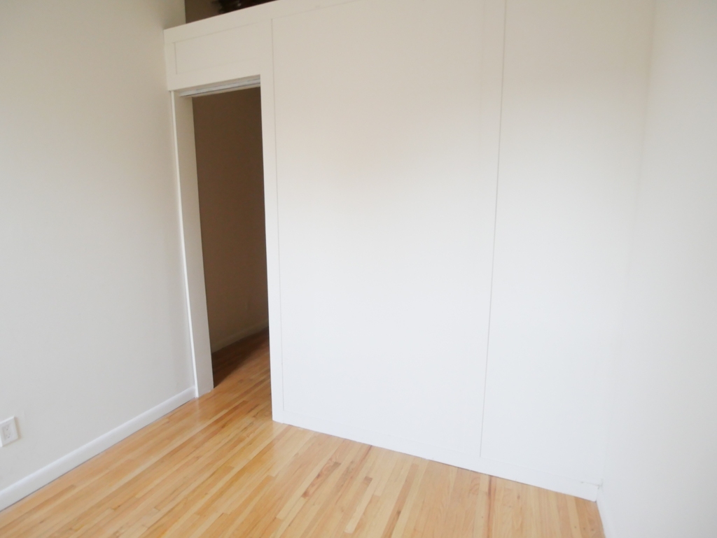 427 East 76th Street - Photo 6