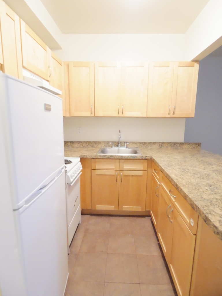 427 East 76th Street - Photo 2