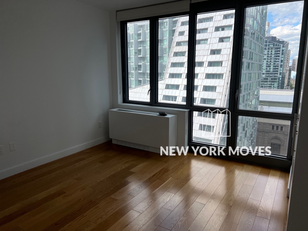 West 57th Street - Photo 5