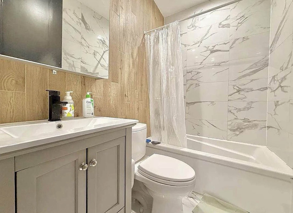 921 Gates Avenue - Photo 4