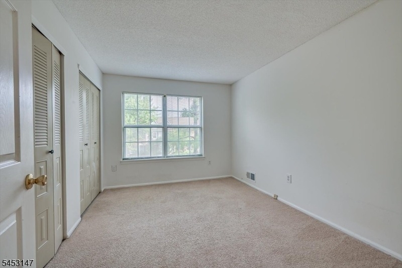 57 Lindsey Ct - Photo 18