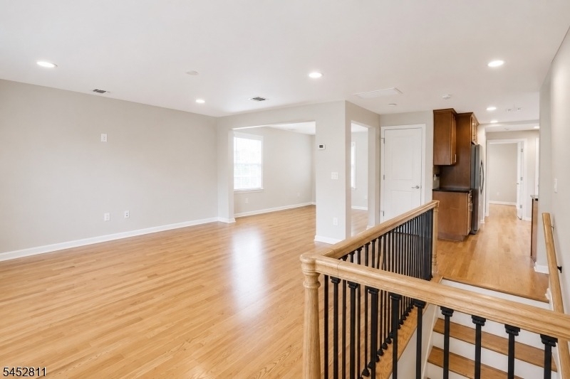 528 Cumberland St - Photo 6
