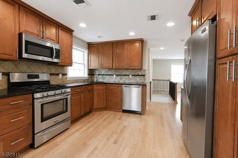 528 Cumberland St - Photo 14