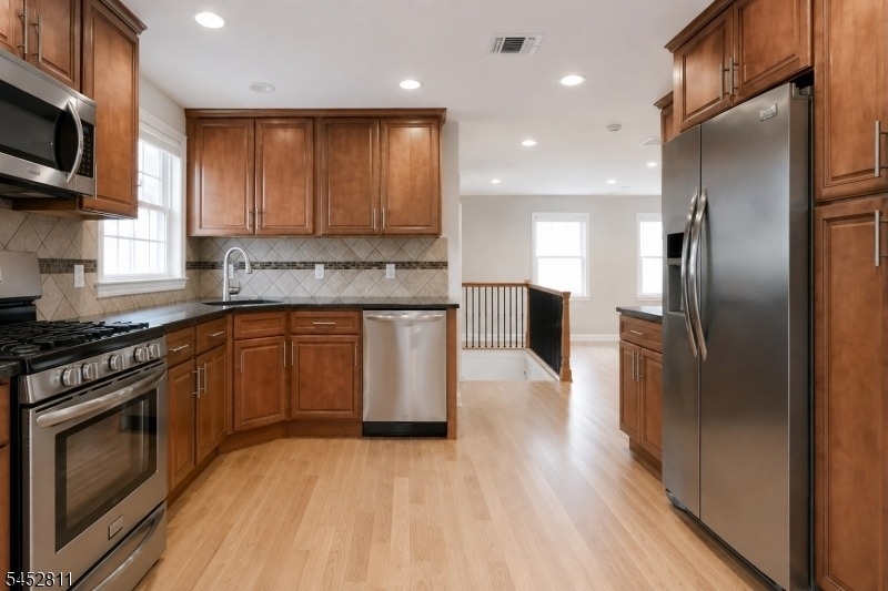 528 Cumberland St - Photo 11