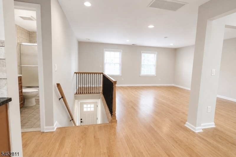 528 Cumberland St - Photo 4