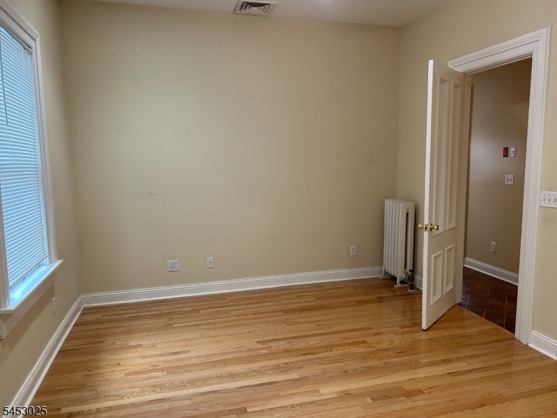19 Western Ave - Photo 8