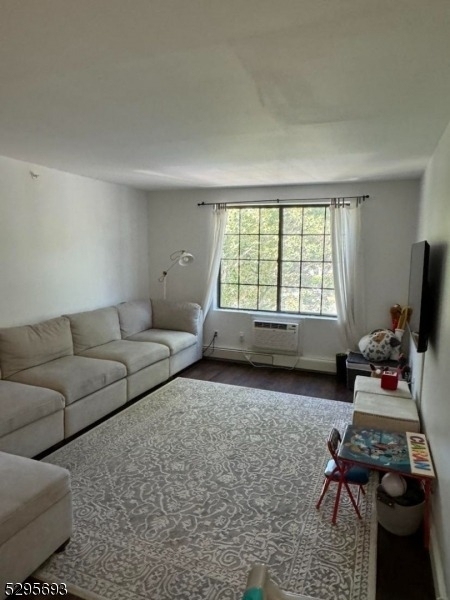 909 Thoreau Ct - Photo 6