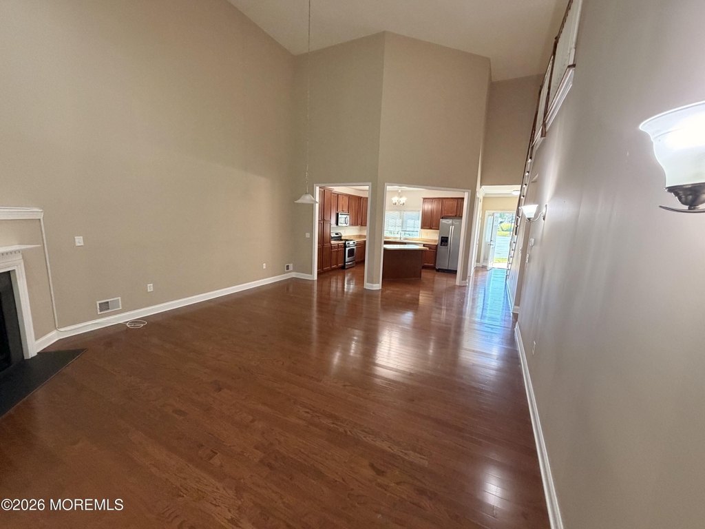 153 Birch Avenue - Photo 4