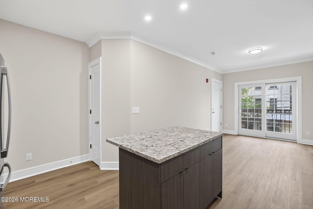 112 Brighton Avenue - Photo 2