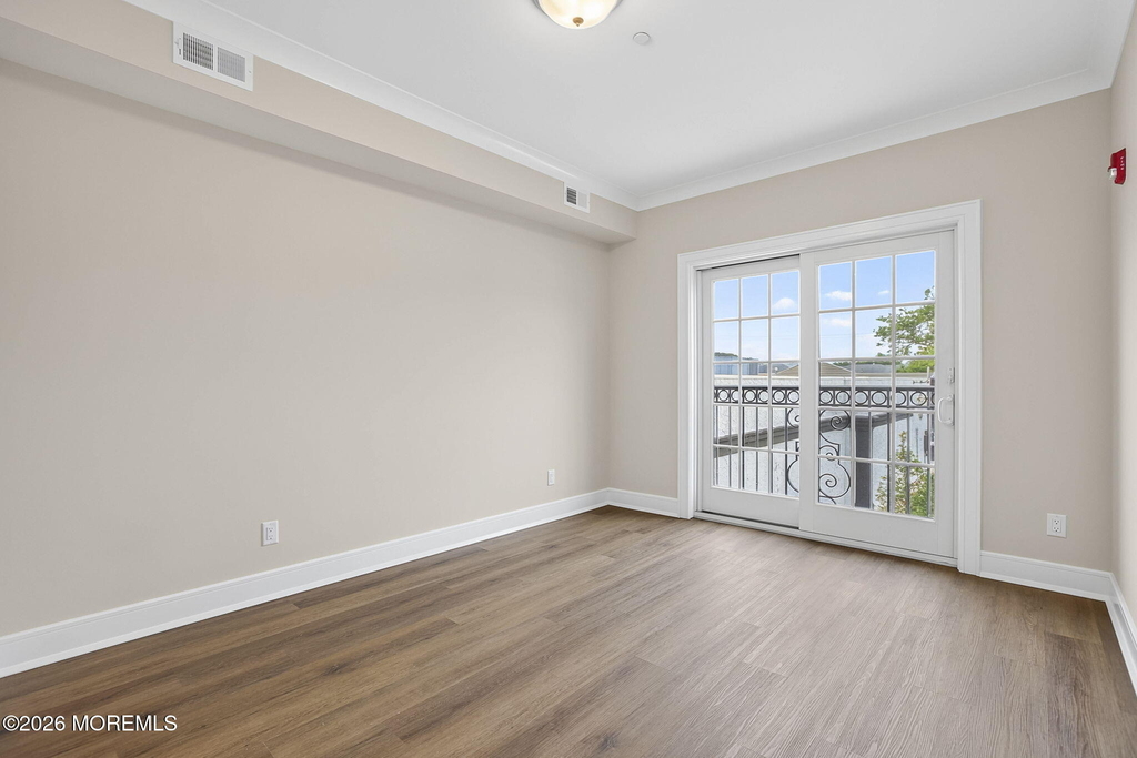 112 Brighton Avenue - Photo 11
