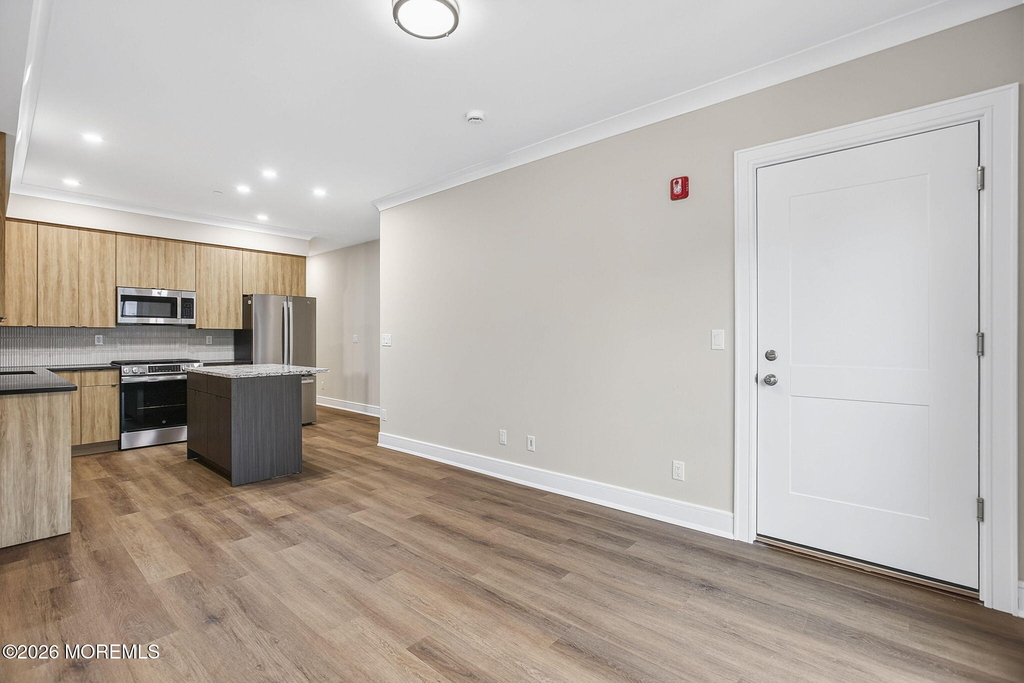 112 Brighton Avenue - Photo 3