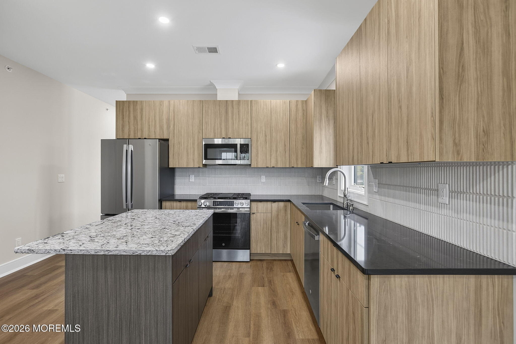 112 Brighton Avenue - Photo 4