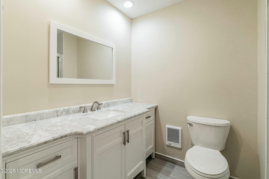 43 Eastport Court - Photo 12