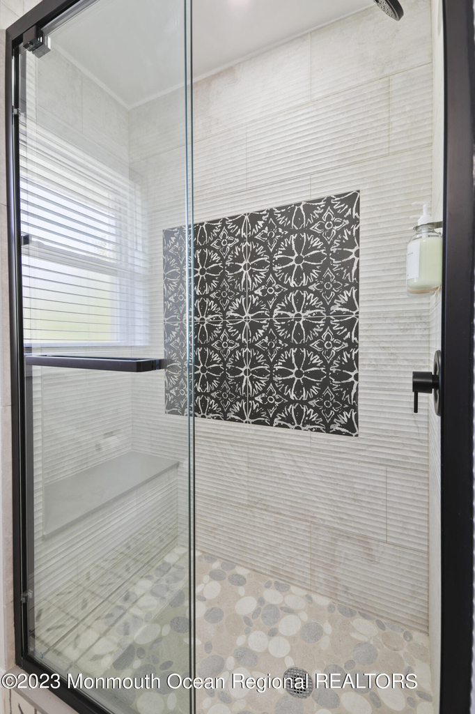 110 11th Avenue - Photo 11