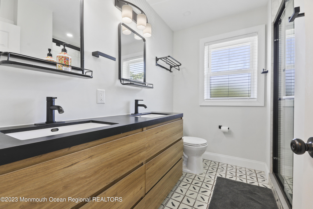 110 11th Avenue - Photo 10