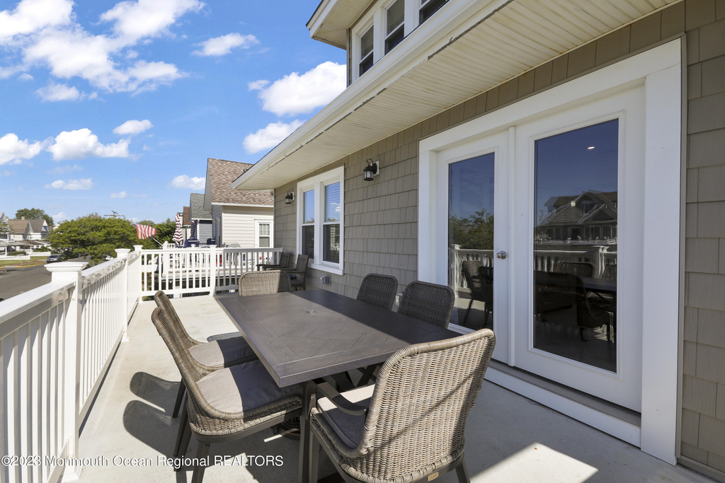 110 11th Avenue - Photo 3