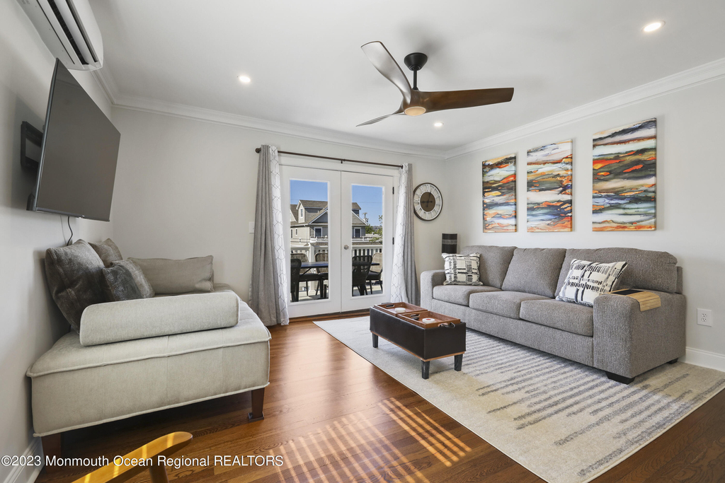 110 11th Avenue - Photo 4