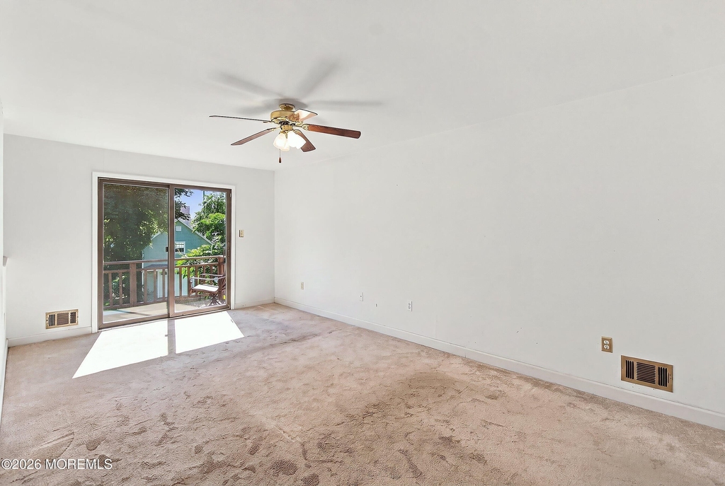 137 Marina Bay Court - Photo 12