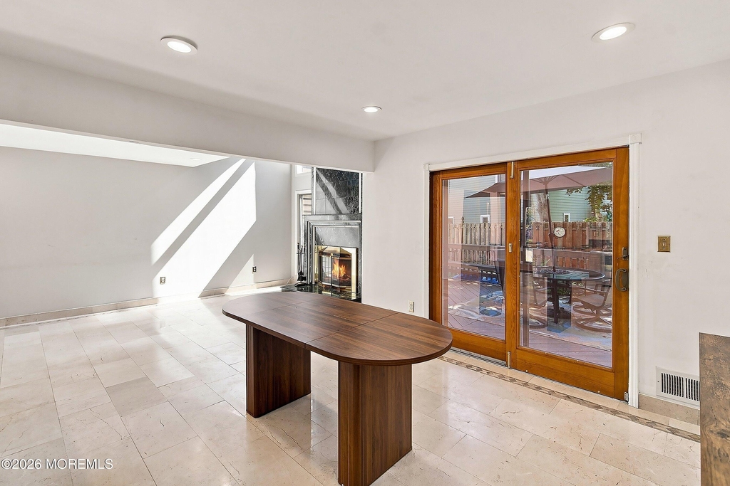 137 Marina Bay Court - Photo 9