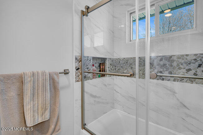 300 10th Avenue - Photo 5