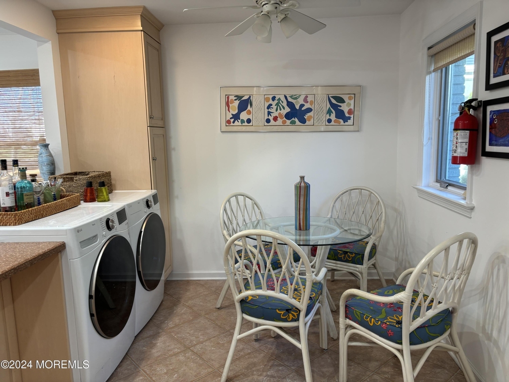 206 Beach Avenue - Photo 3