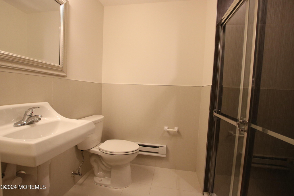 1003 Bond Street - Photo 3