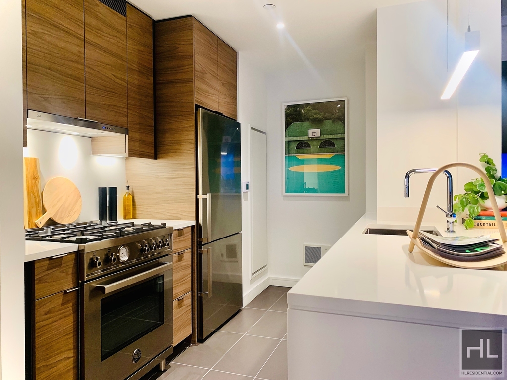 West 38th Street - Photo 2