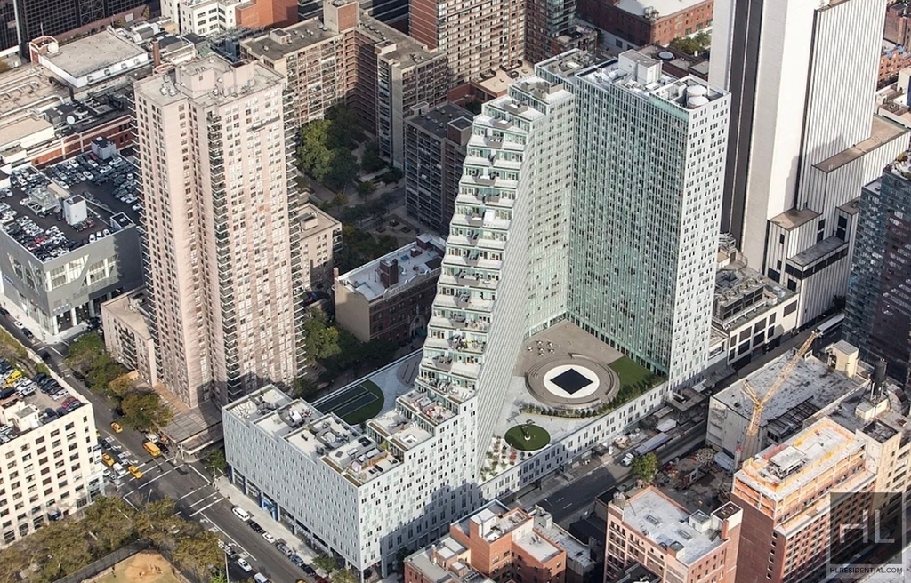 West 54th Street - Photo 14