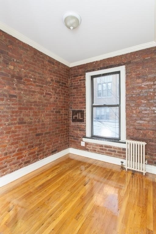 E 13th St. - Photo 3