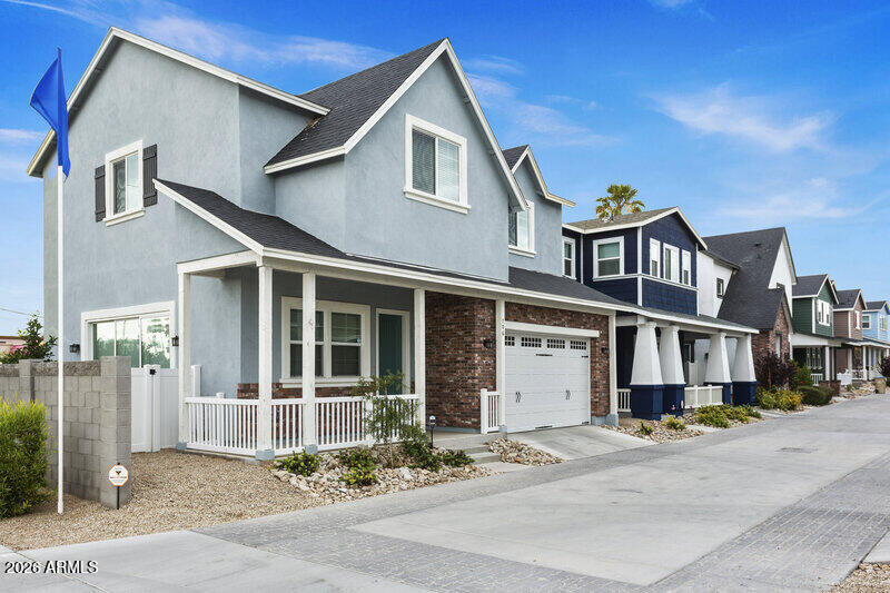 16875 N 12th Street - Photo 2