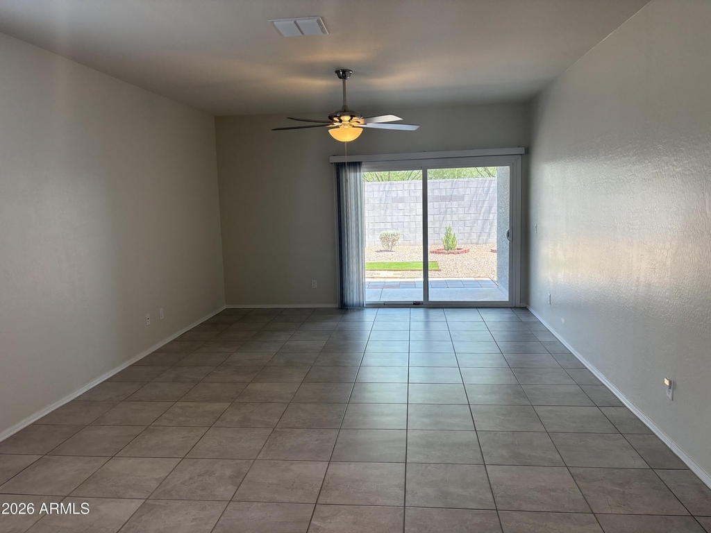35 N 187th Drive - Photo 4