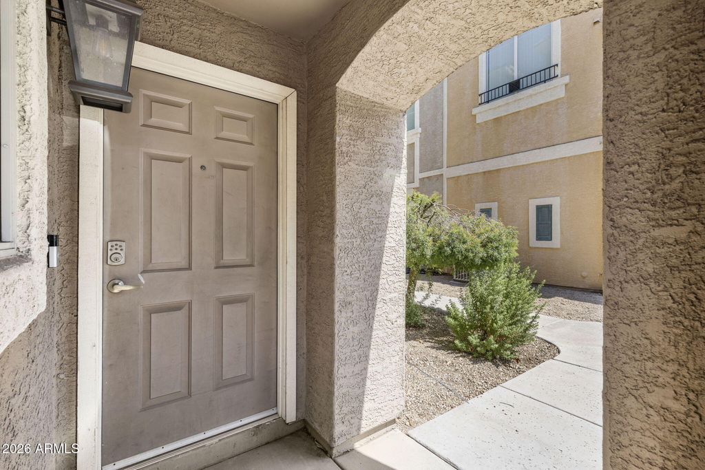 2450 W Glenrosa Avenue - Photo 1