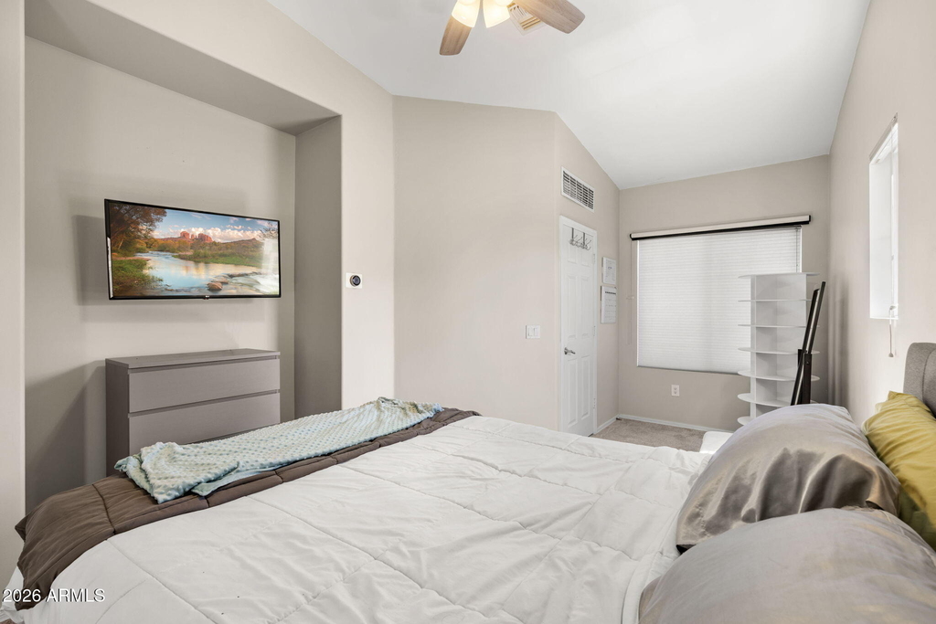 2450 W Glenrosa Avenue - Photo 19