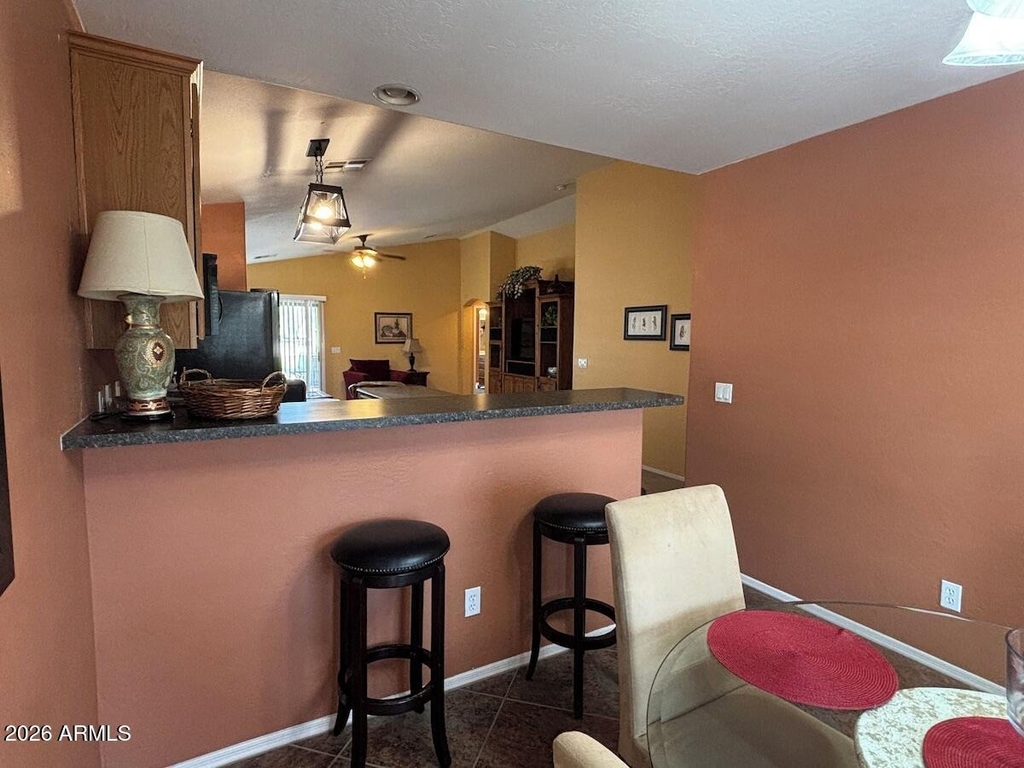 776 W Fairlane Court - Photo 3