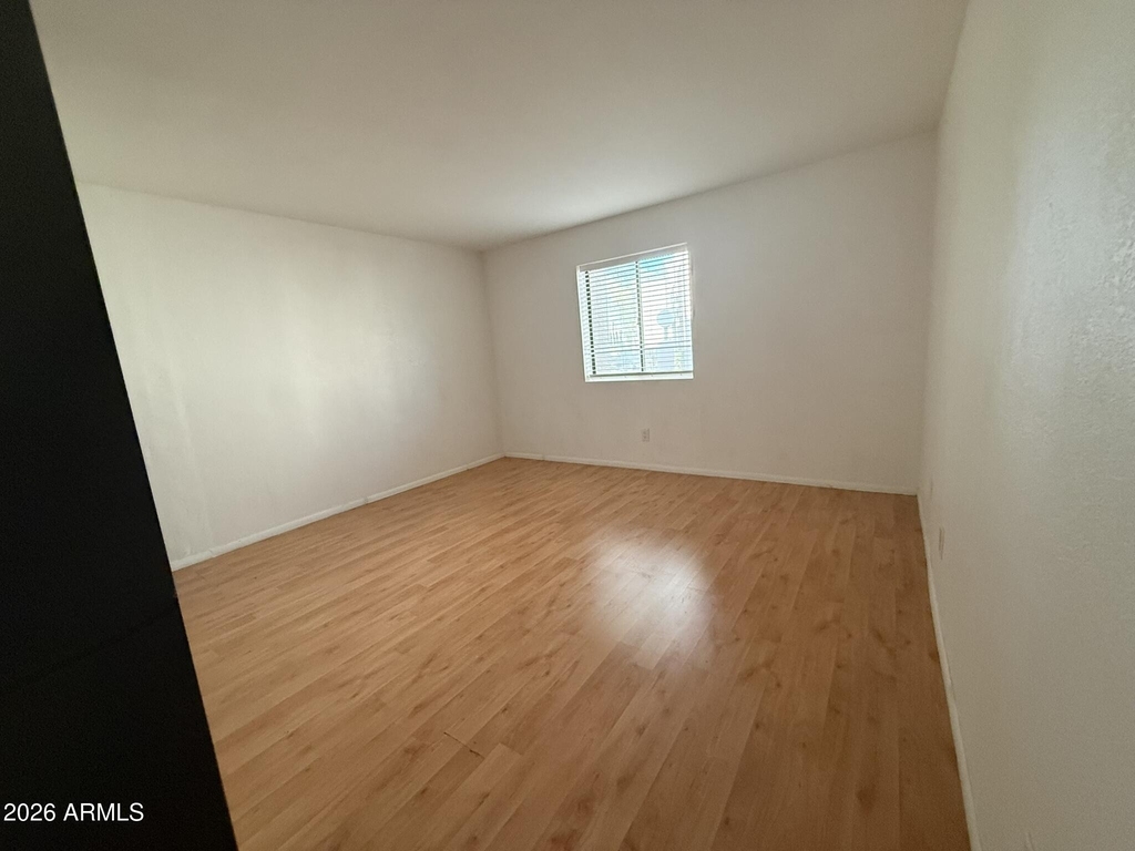 1920 W Lindner Avenue - Photo 14