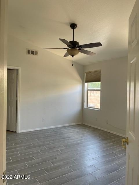 3409 E Menadota Drive - Photo 10