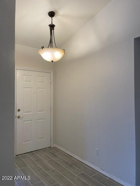 3409 E Menadota Drive - Photo 2