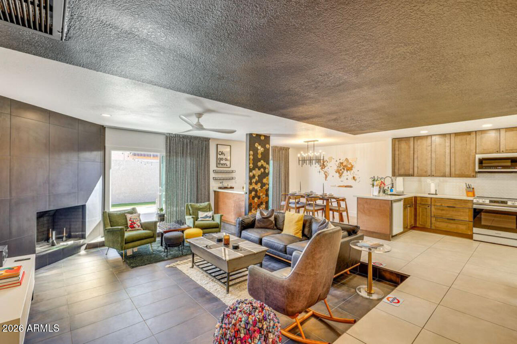7741 N Via Camello Del Sur Street - Photo 4