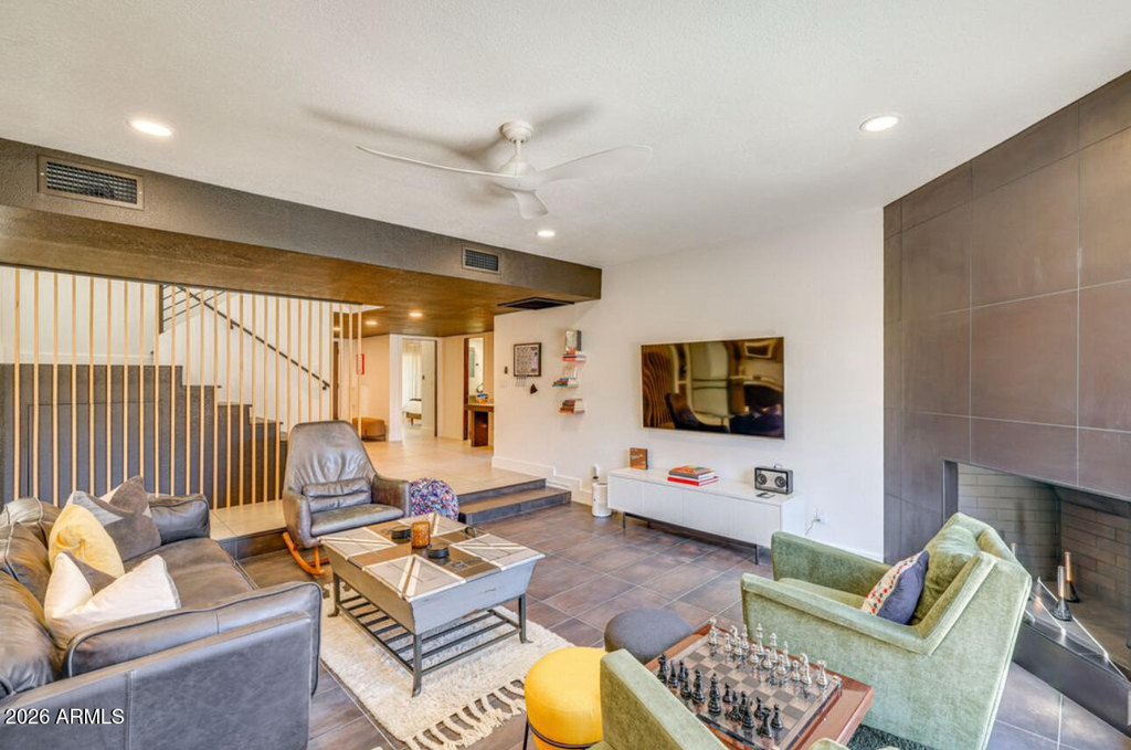 7741 N Via Camello Del Sur Street - Photo 2