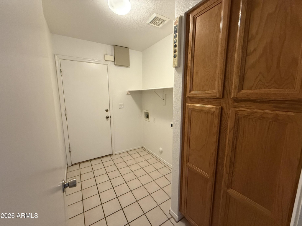 4855 W Buffalo Street - Photo 35