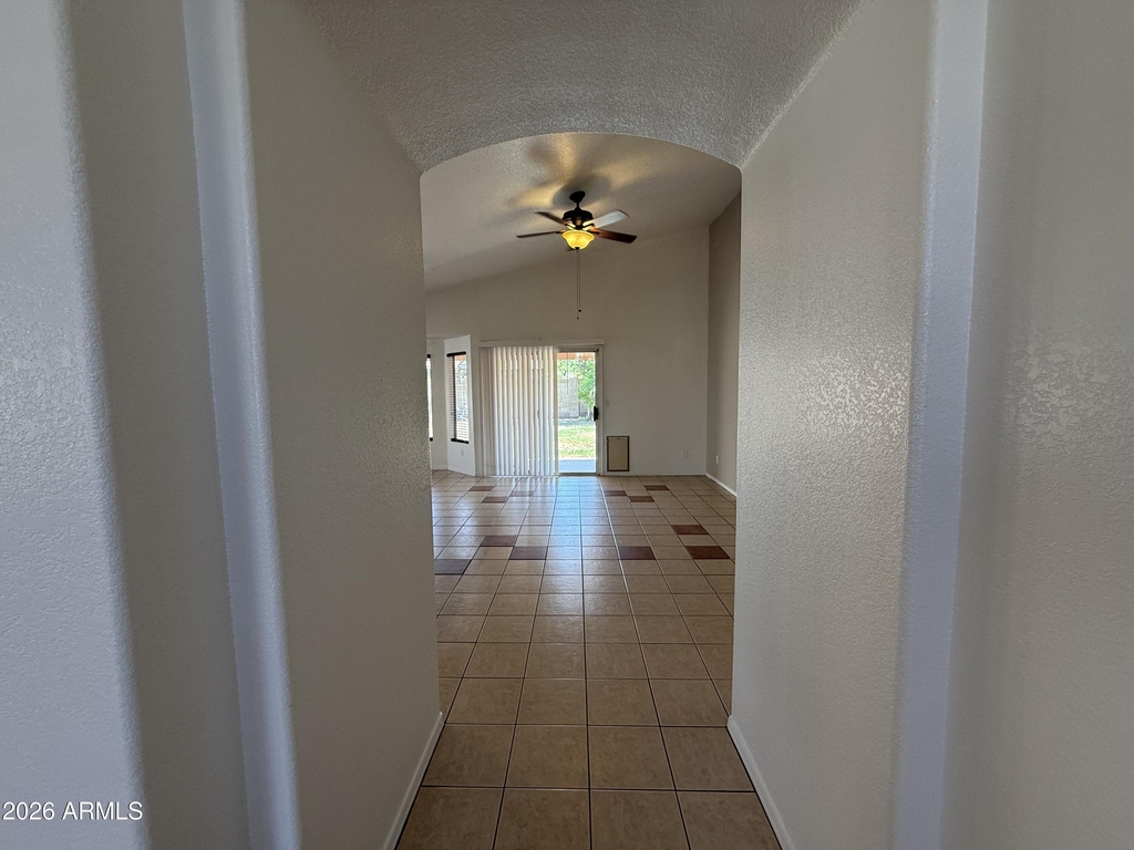 4855 W Buffalo Street - Photo 7