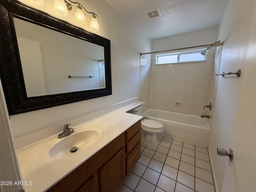 4855 W Buffalo Street - Photo 16
